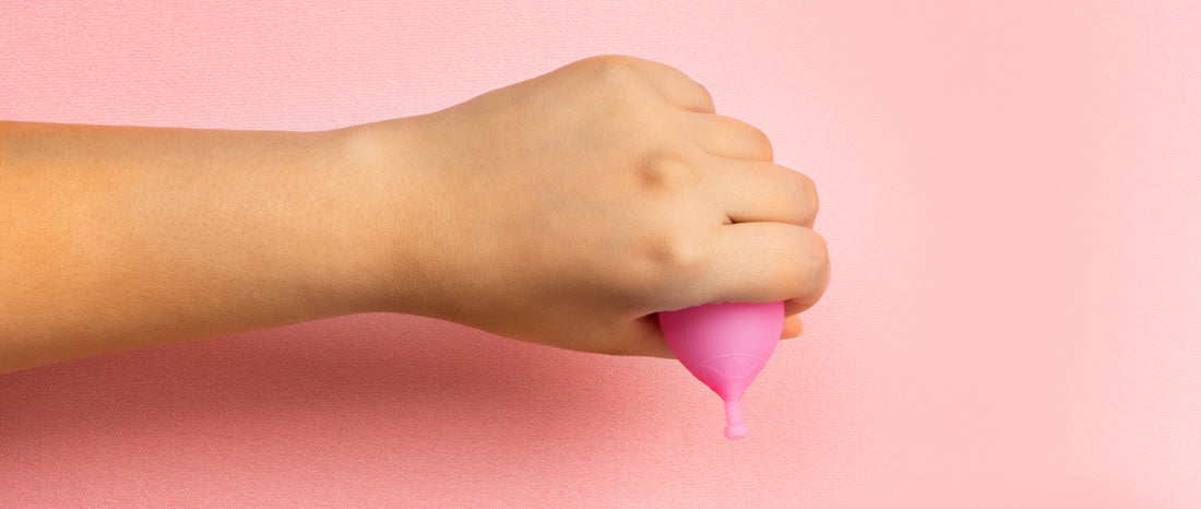 How to remove a menstrual cup 